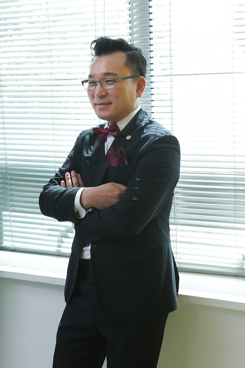 이석근